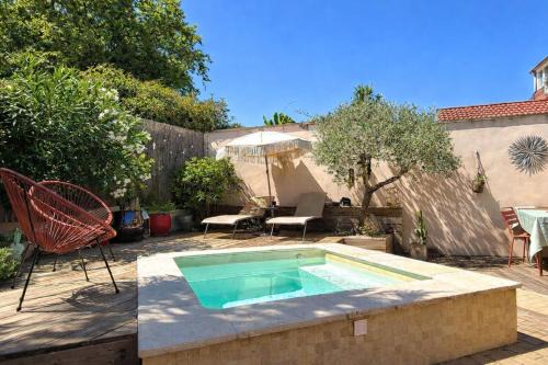 Maison avec piscine privée, idéale famille & séjour entre amis
