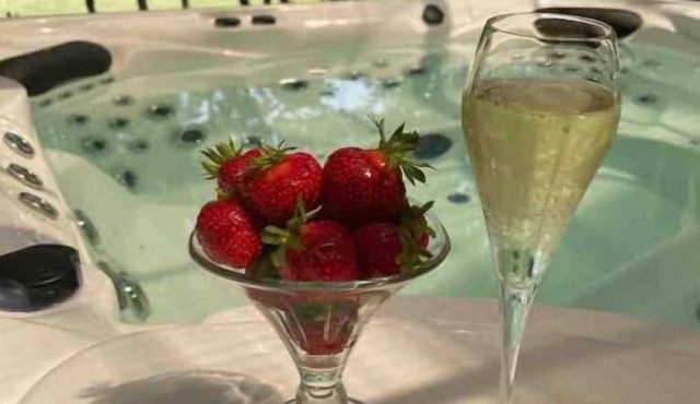 Maison Avec SPA et Piscine Golf de Souillac