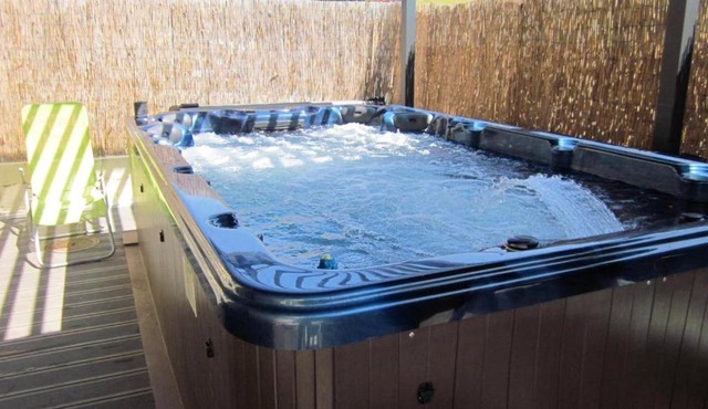 Maison avec spa à They-Sous-Montfort, accueillant et moderne