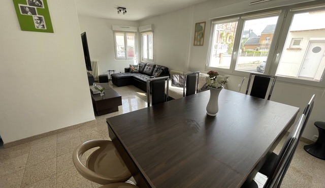 Maison Avec Terrasse au Calme et Plage à 8mn à Pied !