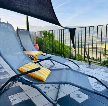 Maison avec toit terrasse dans le vieux Mirabel