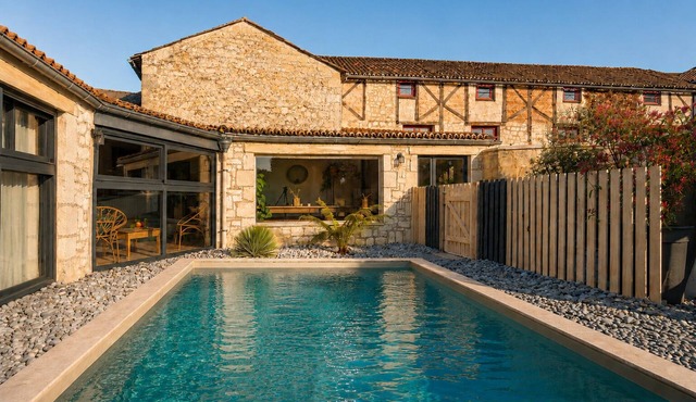 Maison Azur - Charming gîte with swimming pool