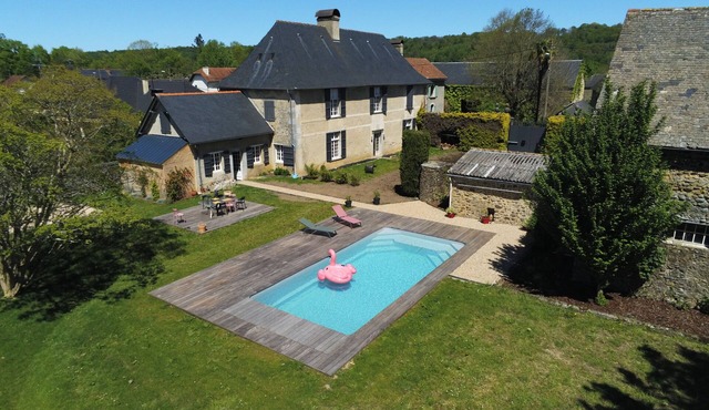 Maison Béarnaise, Contemporaine Dhenri 4, Entre Campagne et Montagne