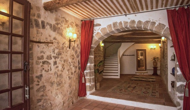 MAISON BACCHUS - Medieval Family House