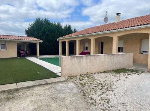 Maison bien située pour une escale