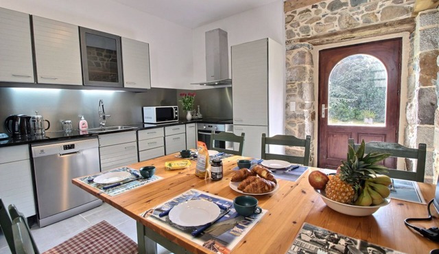 Maison blanche - PLOUGRESCANT