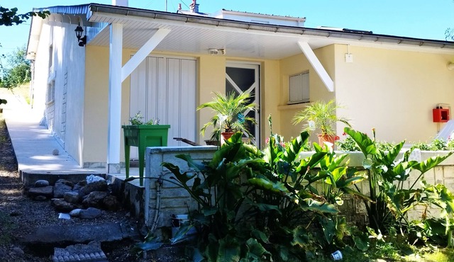 Maison Bord de Loir à La Flèche zoo Châteaux de la Loire