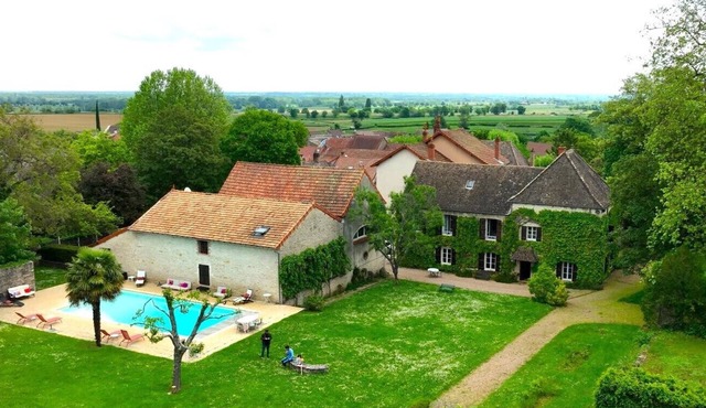 Maison Bourguignonne Entièrement Rénovée Les Charmes