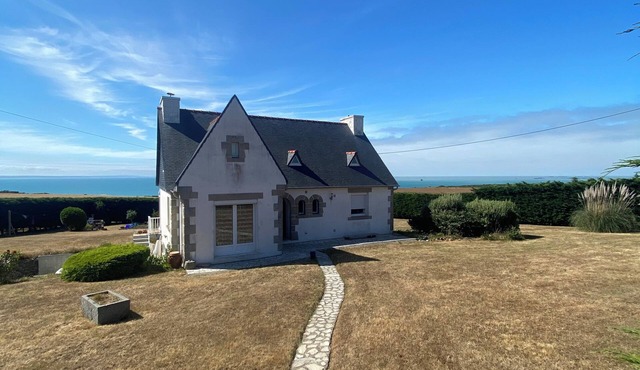 Maison Bretagne panoramic sea view and direct beach access