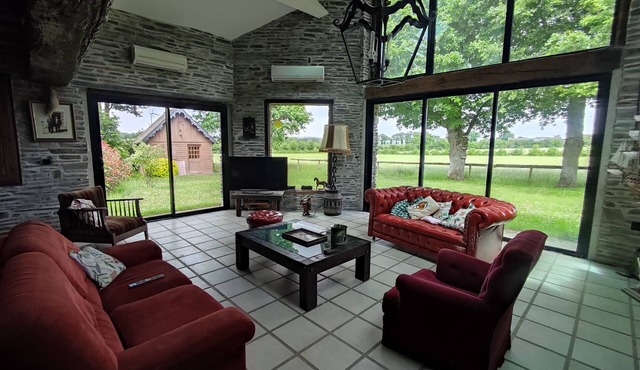 Maison bretonne avec piscine chauffée - vue exceptionnelle sur la nature