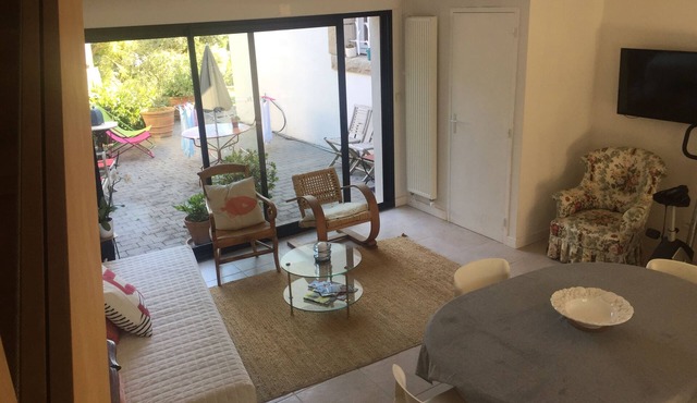 Maison côté mer Larmor Plage 5mn walk from the beach