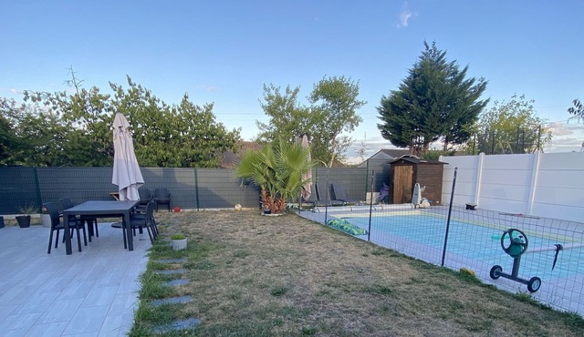 Maison Climatisée Avec Piscine Proche de Bordeaux