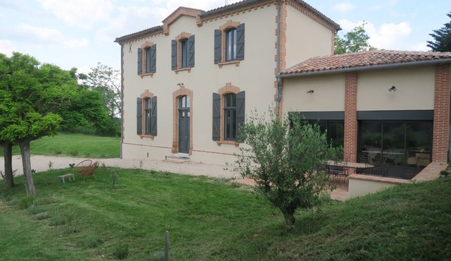 Maison Campagne Gers, au Coeur des Coteaux du Savès, Avec vue sur les Pyrénées