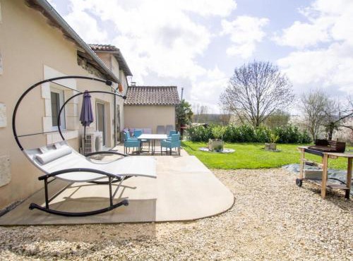 Maison climatisée avec jardin privatif et parking - FR-1-616-305