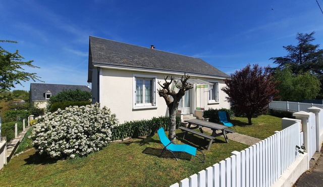 Maison Calme Proche Loire à Vélo