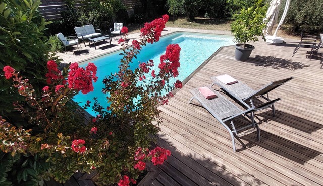 Maison Calme Avec Piscine de 150 m2 à Proximité du Centre