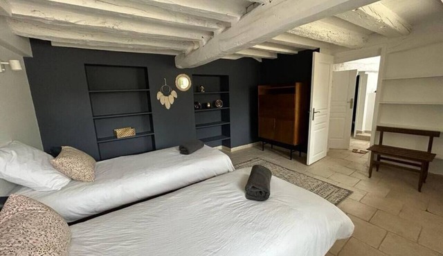 Maison Calme - Climatisée / 4 Chambres / Jardin