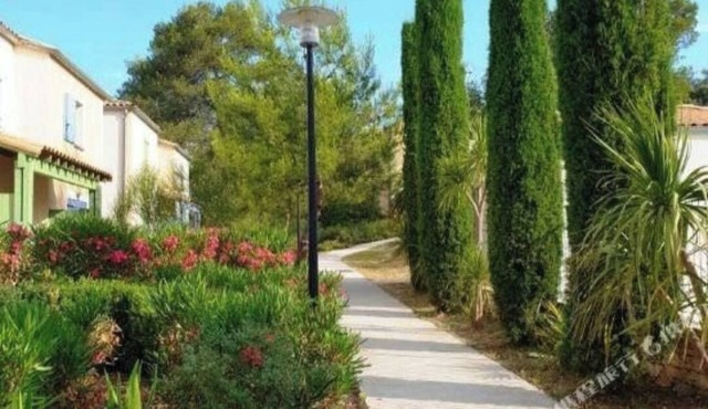Maison Calme en Nature Avec Piscine et Parking