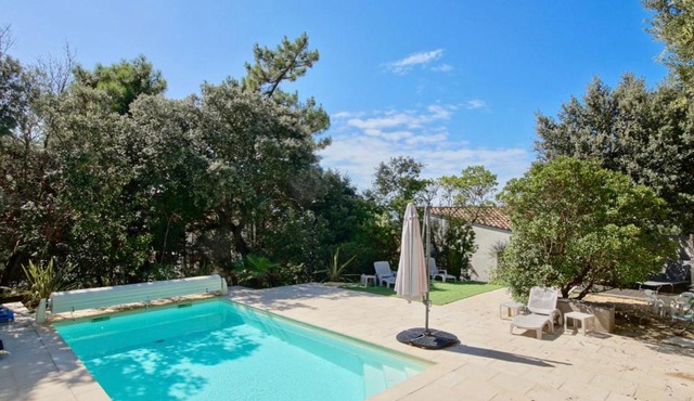 Maison calme aperçu mer avec piscine privée à 28