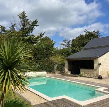 Maison centre Bourgueil avec piscine 8 p