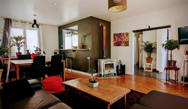 Maison chaleureuse 6, 8 personnes quartier Palente 3 chambres