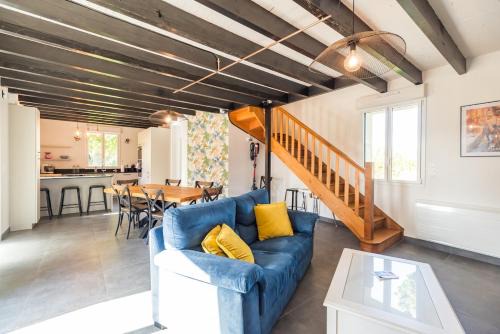 Maison chaleureuse parfaite pour les familles