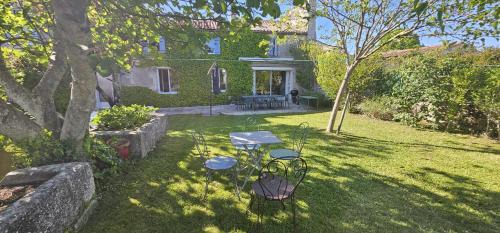 Maison Charentaise 12 à 14 personnes