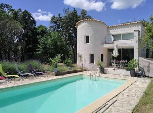 Maison charmante à Saint-Siffret + Piscine