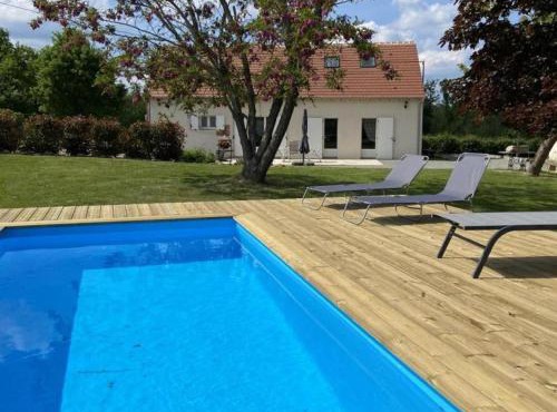 Maison charmante avec piscine et climatisation à Haut-Bocage - FR-1-489-516