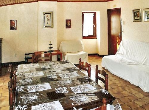 Maison charmante avec vue sur la montagne, Mostuéjouls