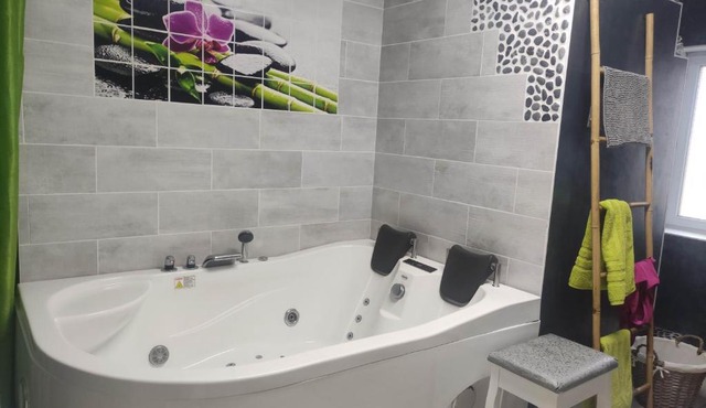 Maison chez l'habitant avec jacuzzi