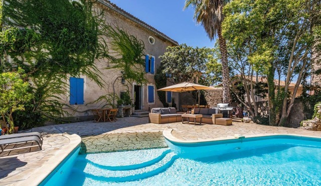 Maison Clairette - Six Bedroom Villa, Sleeps 12