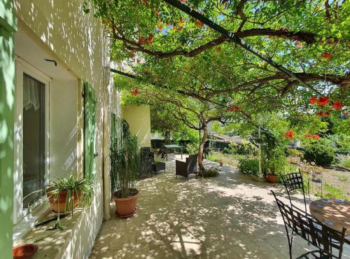 Maison climatisée avec terrasse au calme