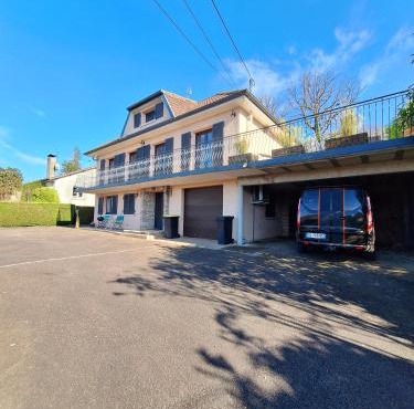 Maison climatisée au calme proche des commerces