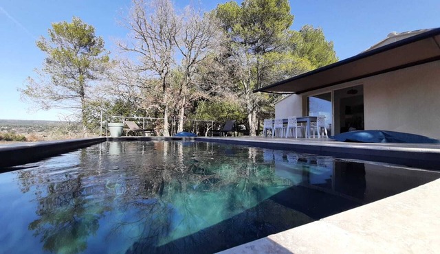 Maison Climatisée en Provence Verte. Piscine & Pétanque