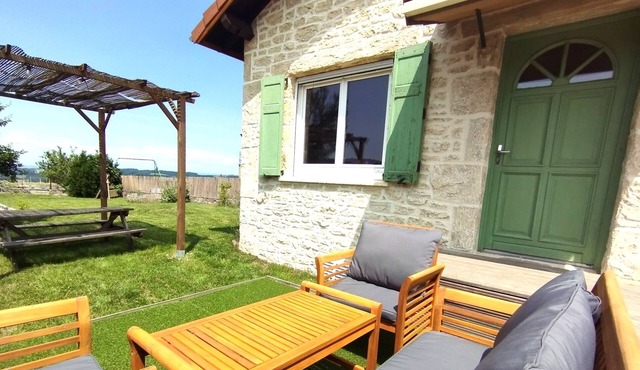 Maison Cocooning Avec Jardin au Cœur du Parc du Pilat ! Nombreuses Activités