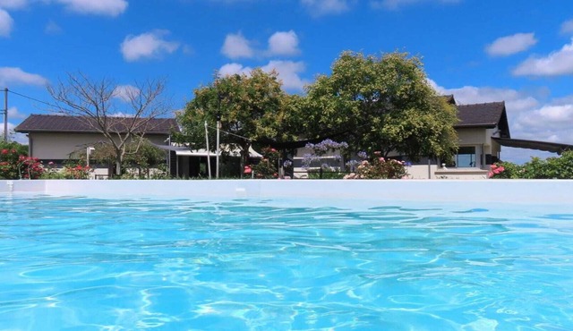 MAISON CONTEMPORAINE AU MILIEU DES VIGNES 200 m2 - 6 personnes - LUXE.