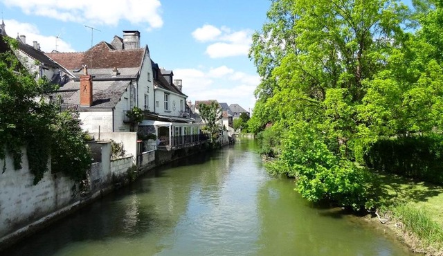 Maison confortable à Loches + Jardin spacieux