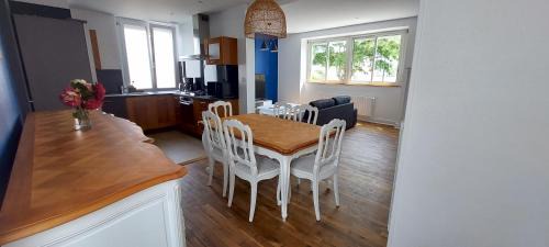 Maison conviviale à KERVIGNAC