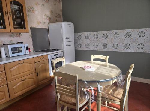 Maison cosy au calme proche du Mans