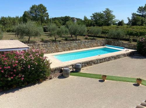Maison cosy avec piscine privée, vue 360 panoramique