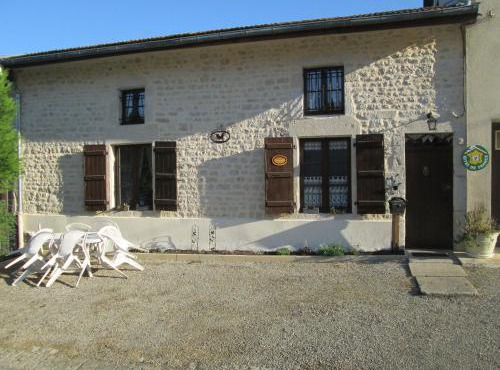 Maison cosy avec terrasse, 3 chambres, wifi, animaux acceptés, idéal pour familles en Meuse - FR-1-585-2