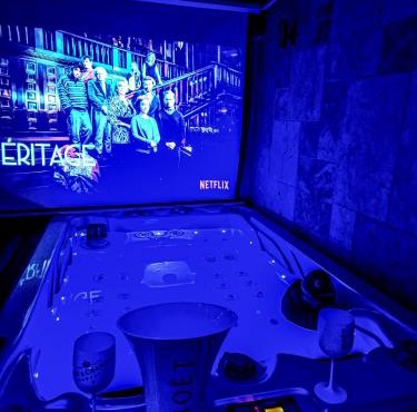 Maison cosy piscine jacuzzi sauna