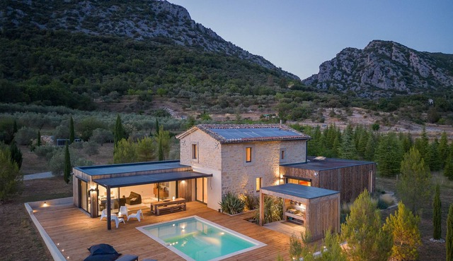 Maison D'architecte Avec Piscine Pied des Cévennes