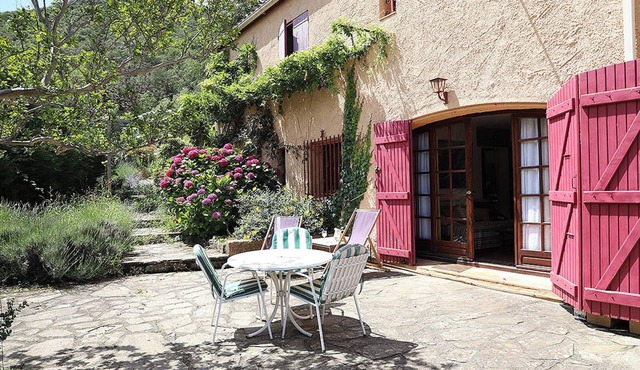 Maison D'artiste Dans Havre de Paix Avec Grande Terrasse et vue sur la Vallée
