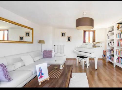 Maison d artiste et de charme avec vue sur lac Leman et montagnes proche Geneve