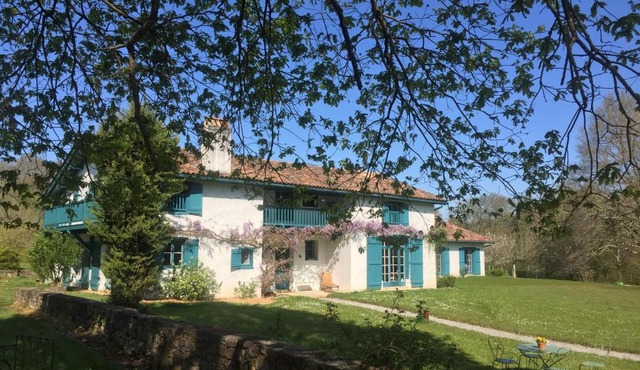 MAISON D HOTES LARTIGOT