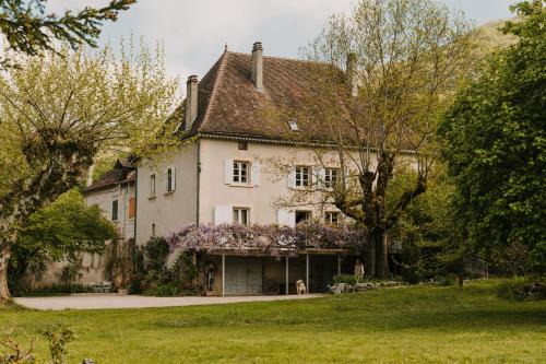 Maison d'hôtes et gîte de charme avec piscine, La Lhuiseraie