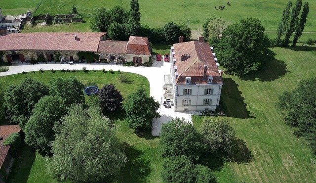 Maison D'hôtes et Table D'hôtes à la Frontière du Limousin et du Périgord