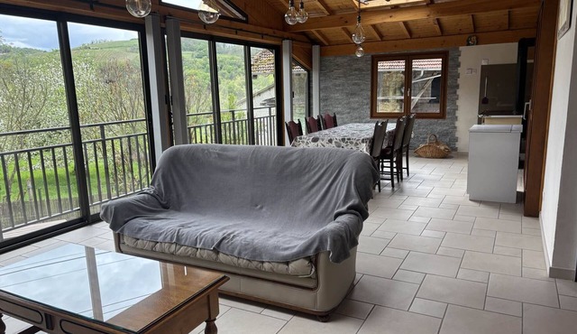 Maison Dans un Village Viticole